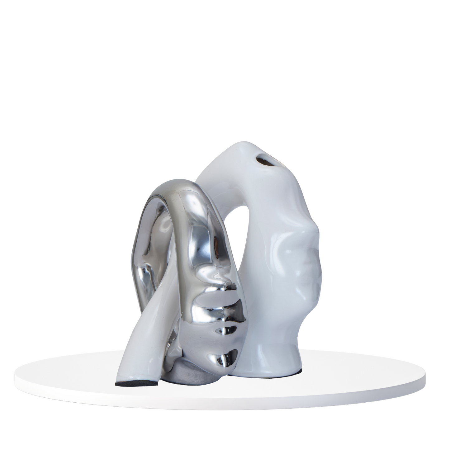 Couple Sculpture